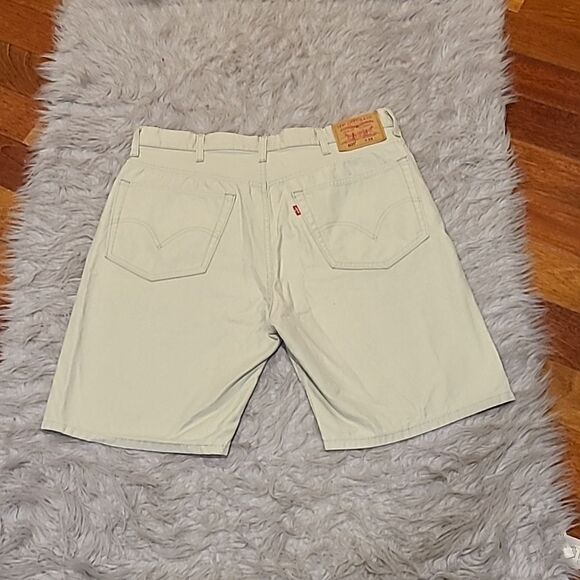 Levi's mens khaki cotton shorts size 38 - Picture 3 of 5